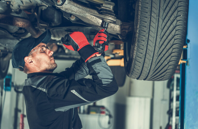 Les éléments à savoir avant de remplacer une rotule de suspension