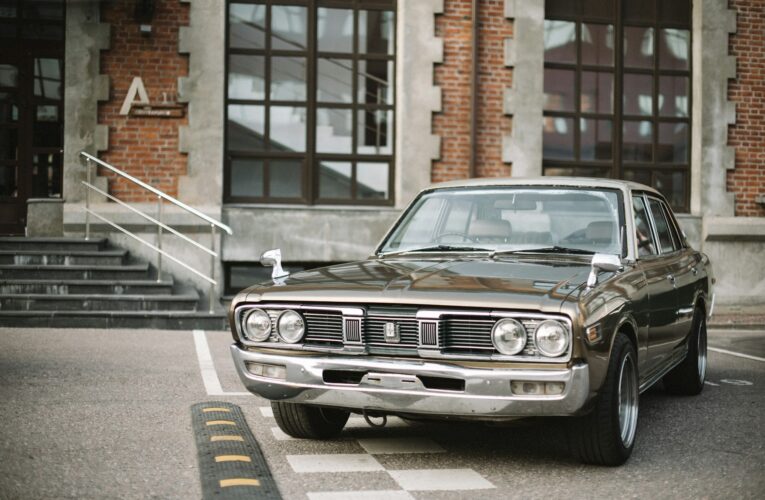 Innovations techniques des Chrysler et Dodge Monaco qui ont révolutionné l’époque