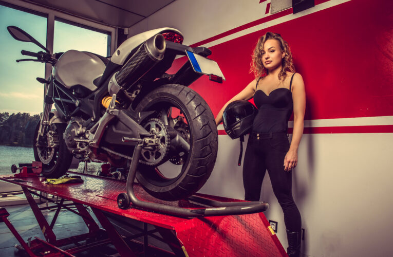 Les caractéristiques techniques incontournables de la cylindrée de la moto gp 1
